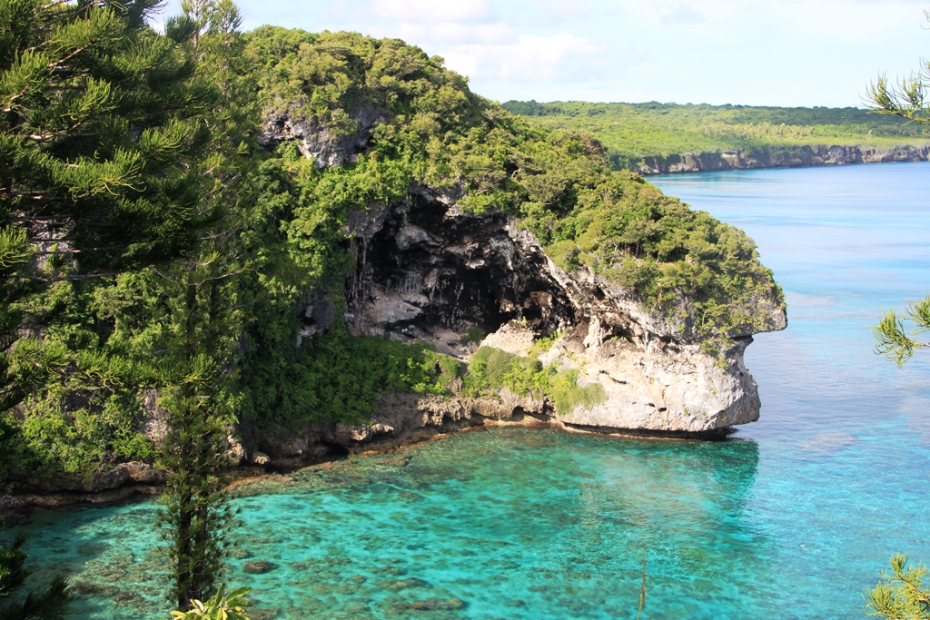 lifou day tours